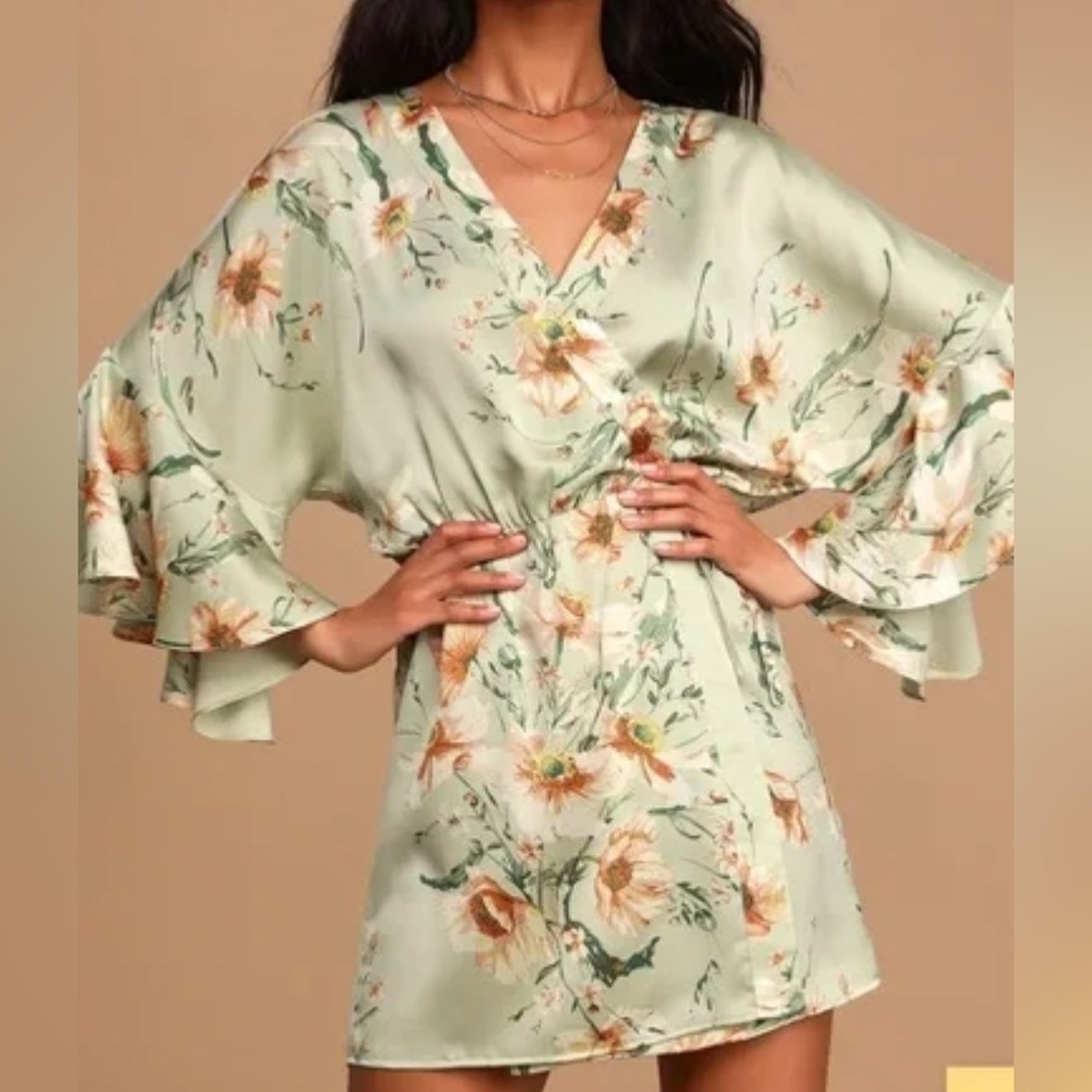 Lulu’s Give Me Love Sage Green Wrap Dress with Bell Sleeves XS